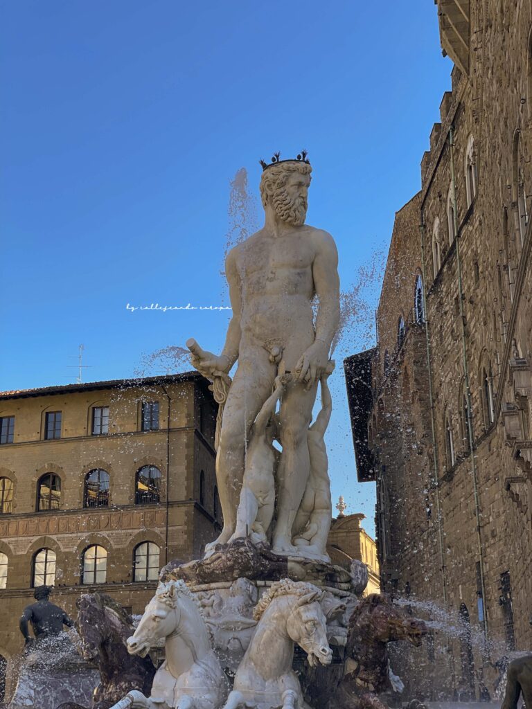 FUENTE DE NEPTUNO EN PIAZZA DELLA SIGNORIA