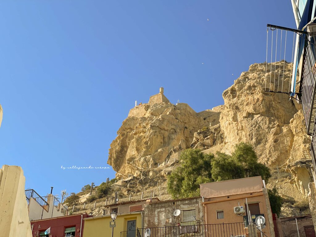 CASTILLO DE SANTA BÁRBARA DE ALICANTE