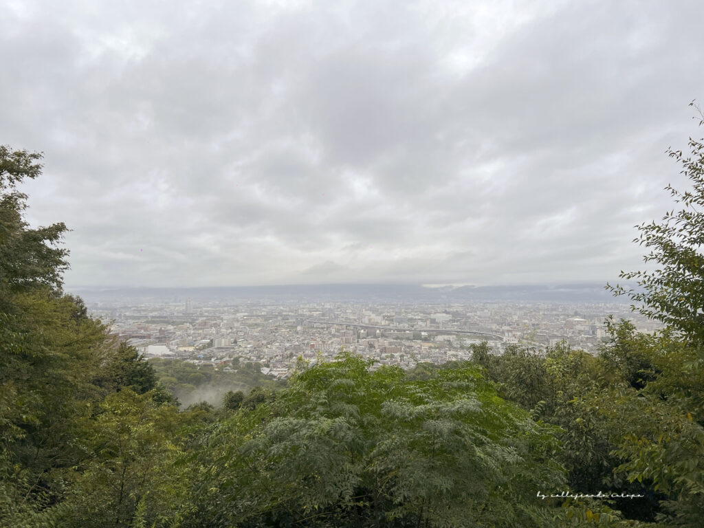 PANORÁMICA DE KIOTO DESDELA CIMA DEL MONTE INARI