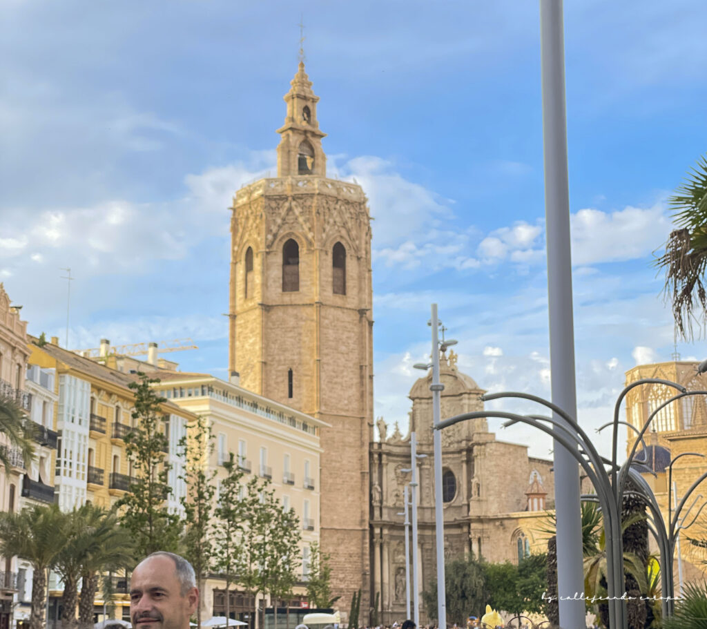 Torre del Miguelete en Valencia, mirador icónico junto a la Catedral