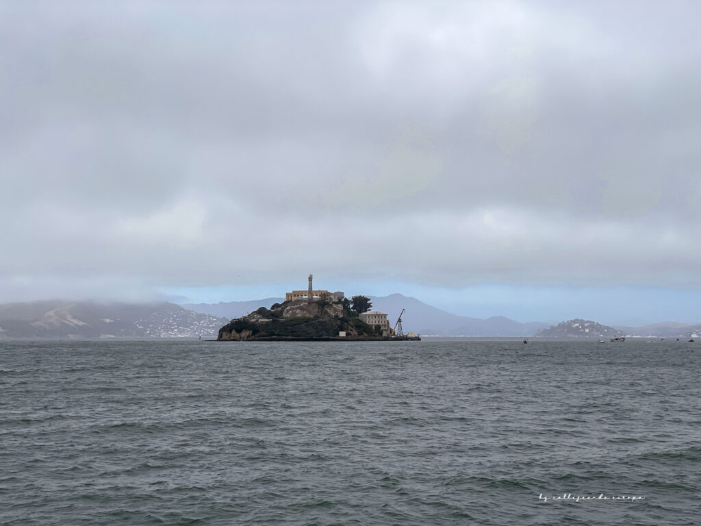 Famosa isla de Alcatraz en California, antigua prisión