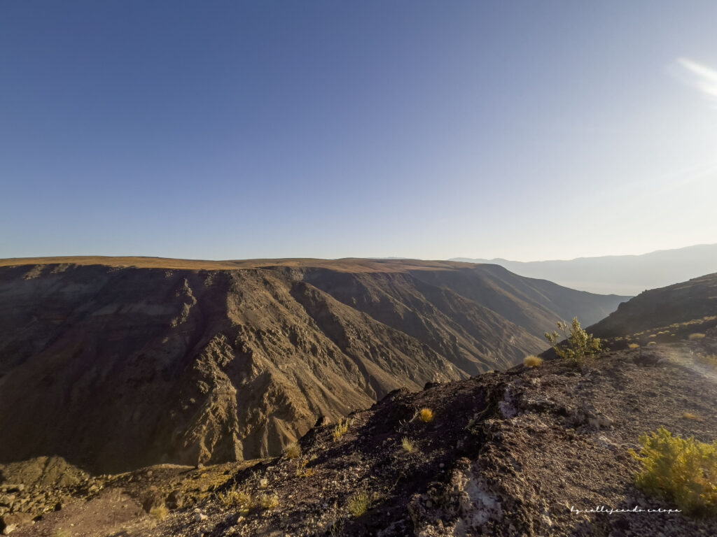 Mirador Father Crowley Vista Point con vistas al Rainbow Canyon en Death Valley