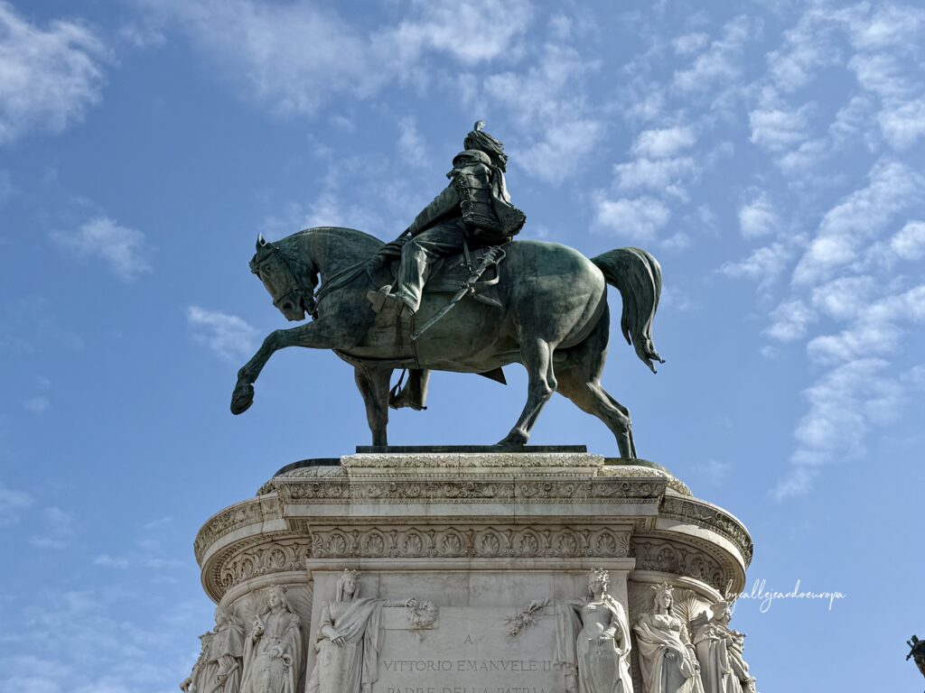Estatua ecuestre de Vittorio Emanuele II en el Vittoriano de Roma