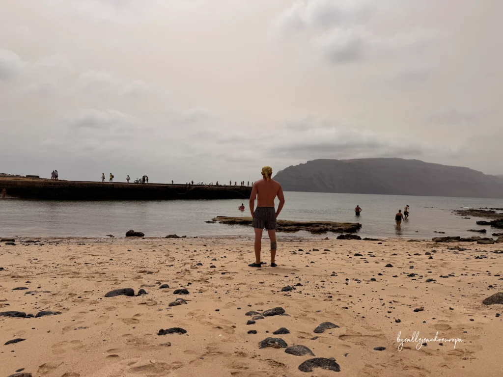 Playa de Pedro Barba en La Graciosa, junto a Lanzarote