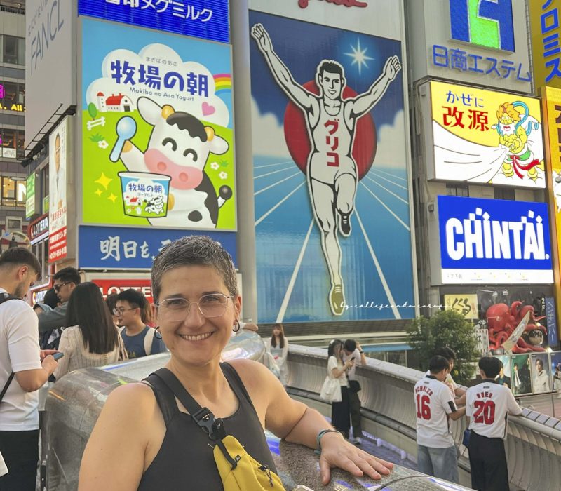 GLICOMAN OSAKA GLICO MAN EN DOTONMORI OSAKA